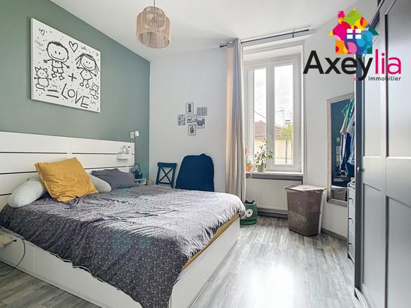 Riorges (42153) A VENDRE - RIORGES - APPARTEMENT T3 EN DUPLEX AVEC 2 CHAMBRES, CABANON DE JARDIN ET CAVES