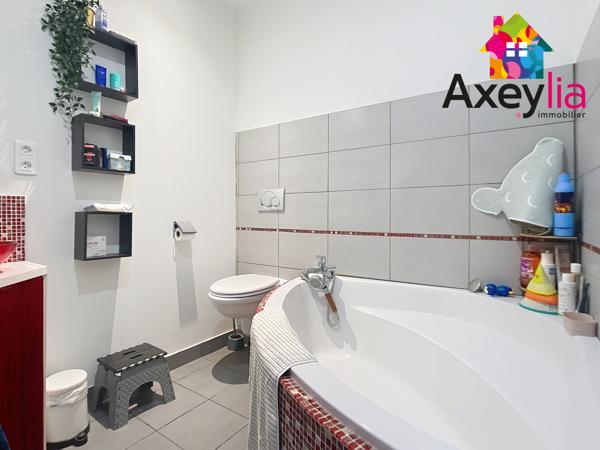 Riorges (42153) A VENDRE - RIORGES - APPARTEMENT T3 EN DUPLEX AVEC 2 CHAMBRES, CABANON DE JARDIN ET CAVES