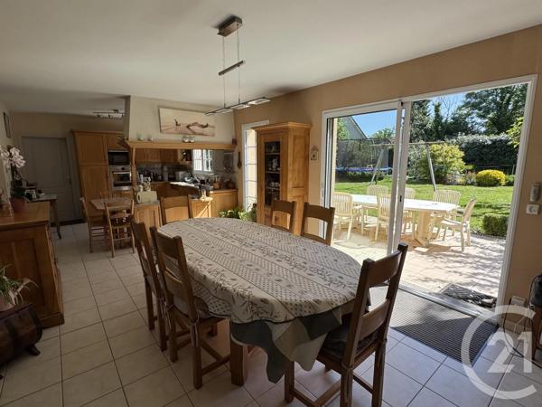 Maison à vendre  6 pièces - 141,96 m 2   GOUVILLE SUR MER  - 50