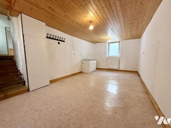 Maison de bourg avec garage !