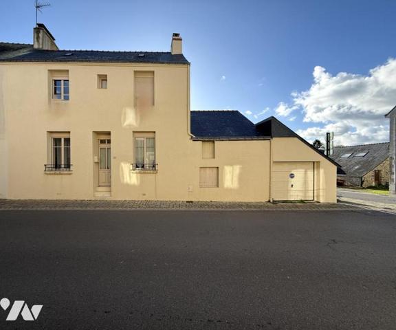 Maison de bourg avec garage !