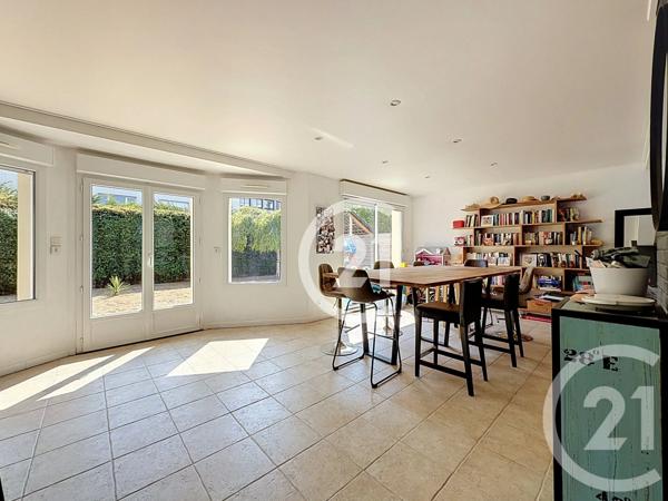 Maison à vendre  7 pièces - 160 m 2   IFS  - 14