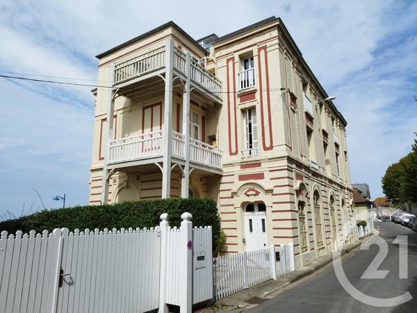 Appartement F2 à vendre  2 pièces - 44,10 m 2   DEAUVILLE  - 14