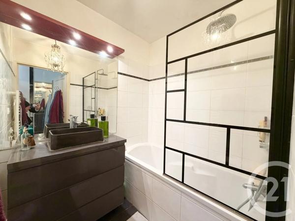 Appartement F2 à vendre  2 pièces - 44,10 m 2   DEAUVILLE  - 14