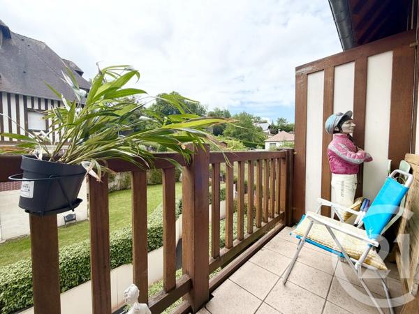 Appartement F2 à vendre  2 pièces - 44,10 m 2   DEAUVILLE  - 14