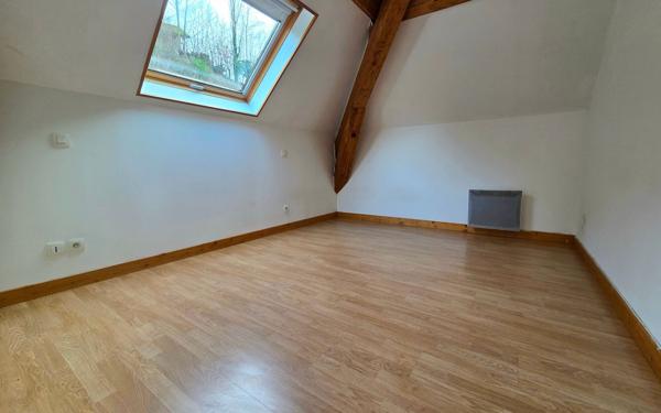 Appartement à vendre    3 pièces • 61 m2 Saint-Laurent-du-Pont