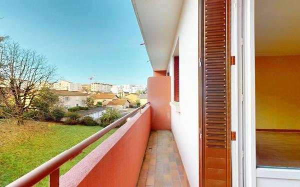 Appartement à vendre    3 pièces • 63,30 m2 Villefranche-sur-Saône