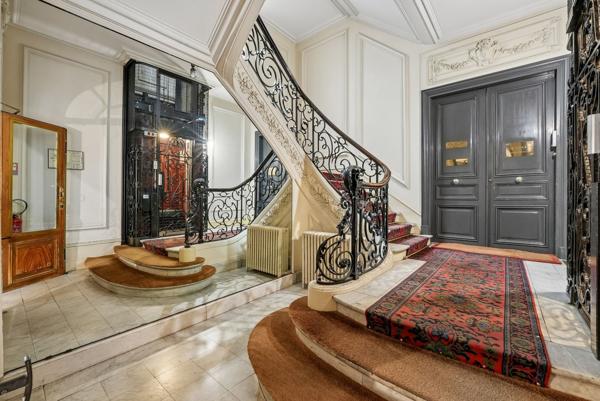 Vente Appartement de luxe Paris 8 7 Pièces 250 m²
