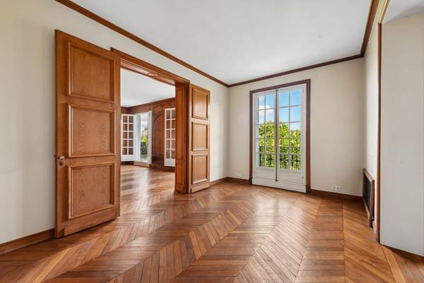 Vente Appartement de luxe Paris 8 7 Pièces 250 m²