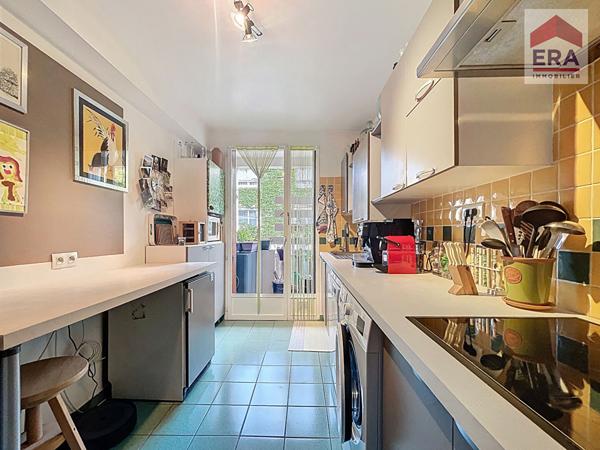 A vendre Mazargues-T3 lumineux 86m2 avec balcon et ascenseur 13009