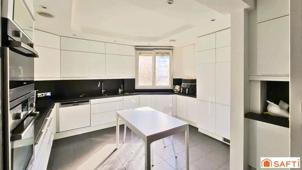 Appt. d’exception, Paris 16e - Charme et volumes !