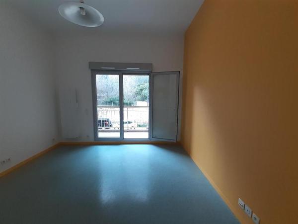 Appartement à louer 1 pièce 23.27m² Grenoble (38000)