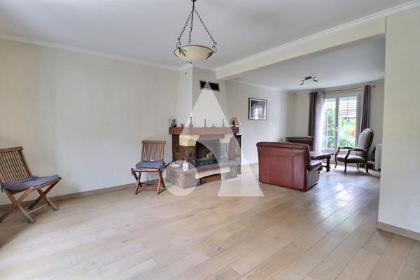 Maison 5 pièces 91.93 m2