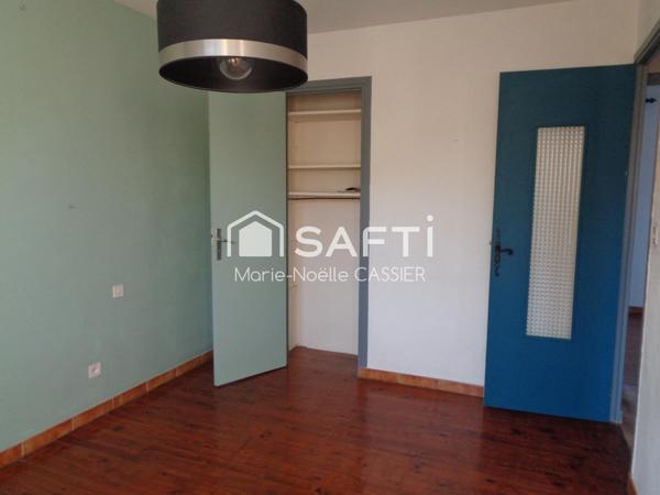 Villa de ville 147 m², 5 chambres ou 2 appartements, avec terrain