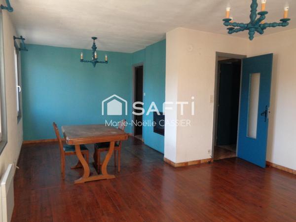 Villa de ville 147 m², 5 chambres ou 2 appartements, avec terrain