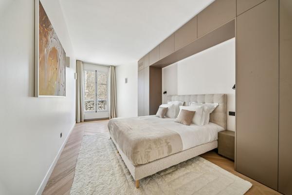 Vente Appartement de luxe Paris 7 3 Pièces 113.62 m²