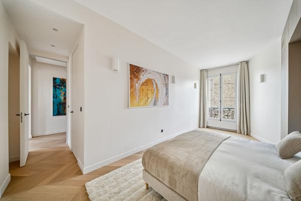 Vente Appartement de luxe Paris 7 3 Pièces 113.62 m²