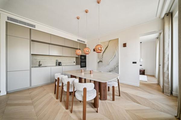 Vente Appartement de luxe Paris 7 3 Pièces 113.62 m²