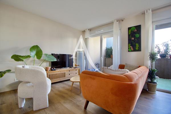 CASTELNAU-LE-LEZ - QUARTIER CLAIRVAL - DANS RÉSIDENCE RÉCENTE - APPARTEMENT T3 RÉNOVÉ AVEC TERRASSE.