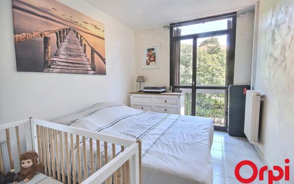 Appartement à vendre    4 pièces • 82,85 m2 Marseille 12