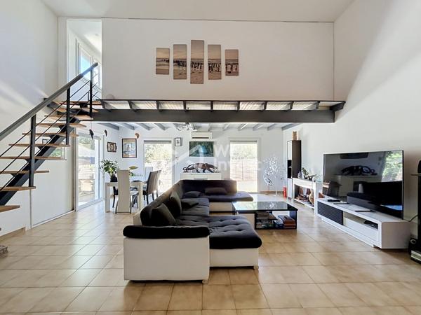 VILLA T5 SUR GRANDE PARCELLE - SAINT AUNES