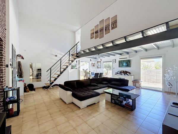 VILLA T5 SUR GRANDE PARCELLE - SAINT AUNES