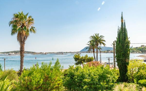 Maison à vendre    5 pièces • 200 m2 La Seyne-sur-Mer