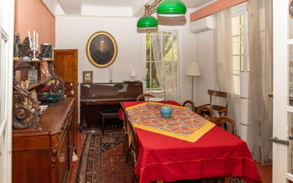 Maison à vendre    5 pièces • 200 m2 La Seyne-sur-Mer