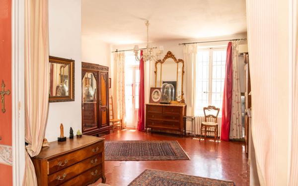 Maison à vendre    5 pièces • 200 m2 La Seyne-sur-Mer