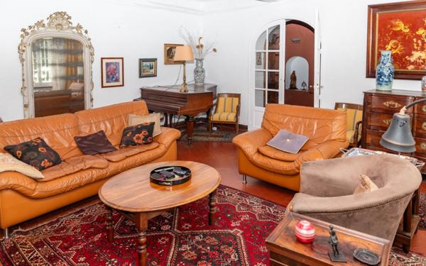 Maison à vendre    5 pièces • 200 m2 La Seyne-sur-Mer