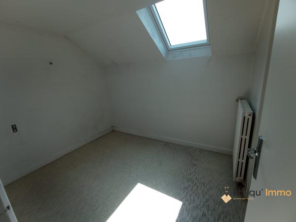 Maison individuelle sur 2892m² de jardin