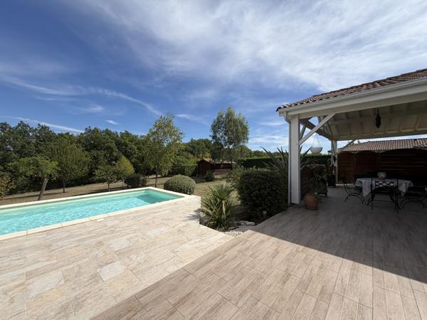 MAISON 123 M2 AVEC GARAGE, PISCINE ET TERRAIN DE 4000 M2