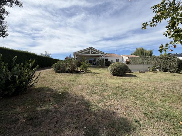 MAISON 123 M2 AVEC GARAGE, PISCINE ET TERRAIN DE 4000 M2