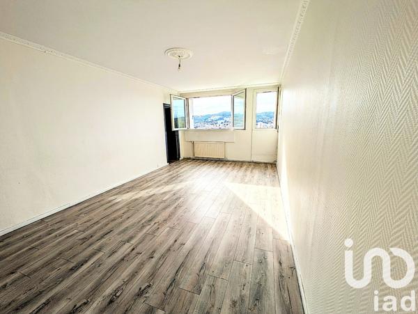 Appartement 4 pièces de 89 m² à Firminy (42700)