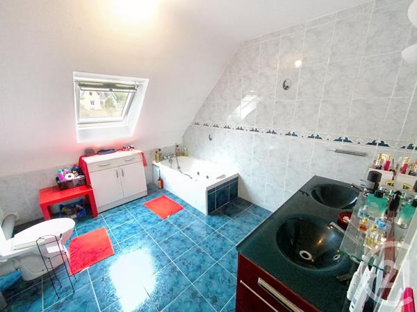 Maison à vendre  8 pièces - 184 m2 BRIEC - 29