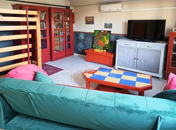 Studio agde cv avec terrasse en hypercentre d’Agde : un bien attractif pour un projet locatif, avec charges limitées