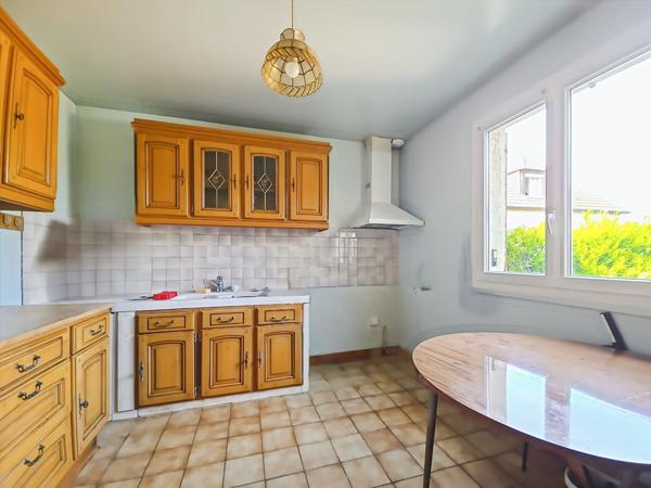 Maison Ecquevilly 6 pièce(s) 138 m2