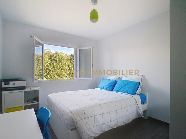 Civrieux (01390) Maison 4 chambres récente de plain-pied avec piscine et garage à Civrieux (01390)