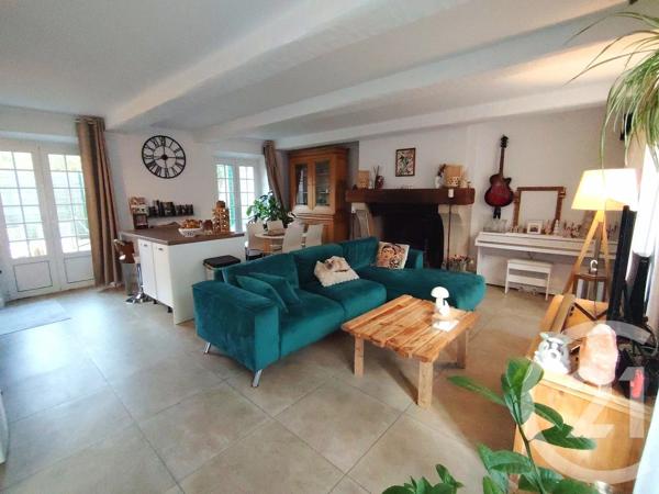 Appartement Duplex à vendre  4 pièces - 75,81 m 2   SENLIS  - 60
