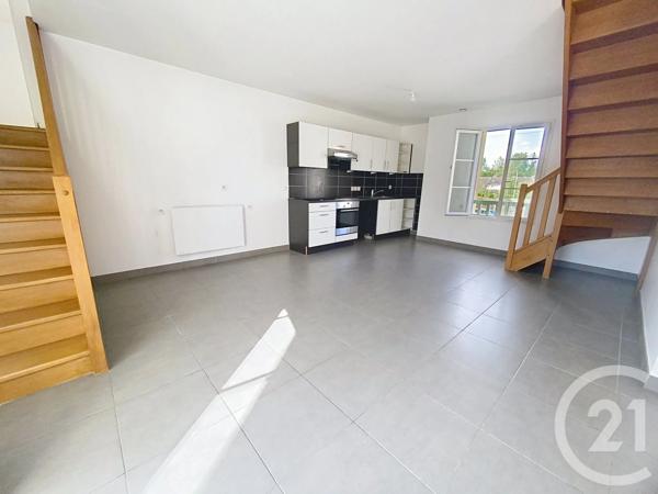 Appartement Duplex à vendre  4 pièces - 75,81 m 2   SENLIS  - 60