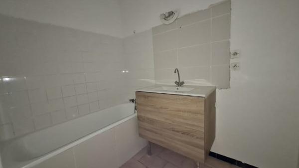 T2 Garges-lès-Gonesse 51.60 m²