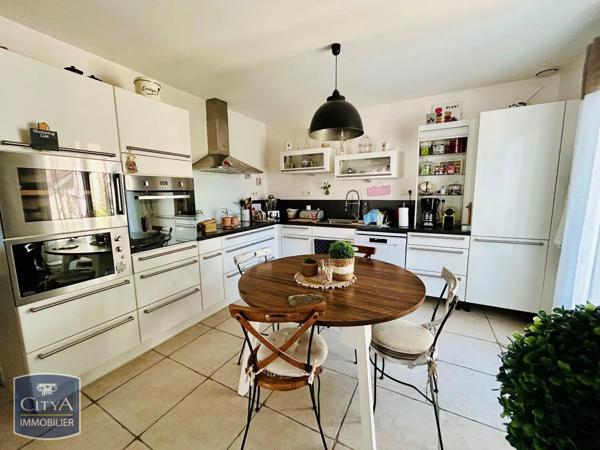 Maison à vendre 9 pièces 220m²