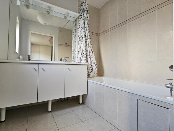 Choisy-le-Roi (94600) T2 lumineux avec parking – À 10 min du RER C Choisy