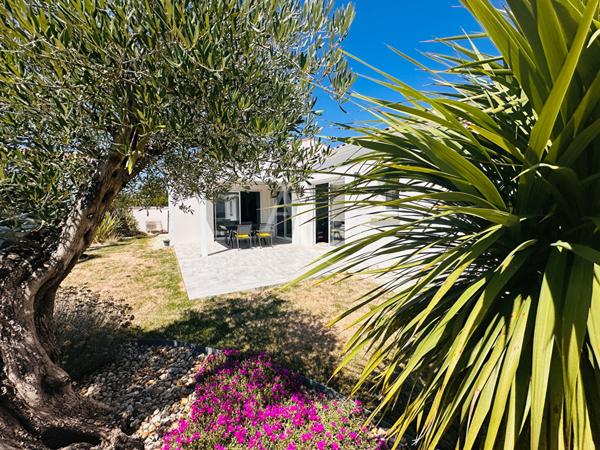 Maison de plain-pied récente - Calme, confort et modernité