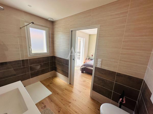 Maison de plain-pied récente - Calme, confort et modernité