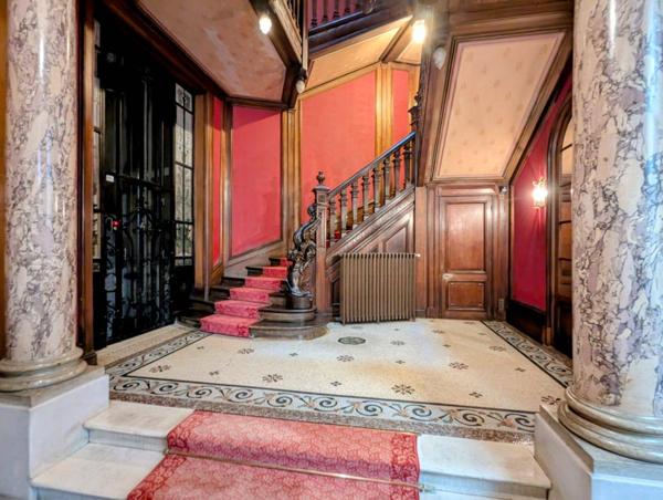 MAGNIFIQUE APPARTEMENT 8 PIECES PROCHE METRO VILLIERS ET PARC MONCEAU