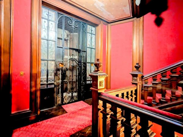 MAGNIFIQUE APPARTEMENT 8 PIECES PROCHE METRO VILLIERS ET PARC MONCEAU