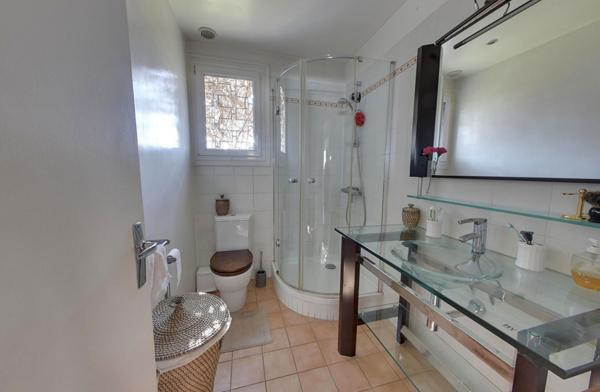 Maison Champigny Sur Marne 10 pièce(s) 215 m2