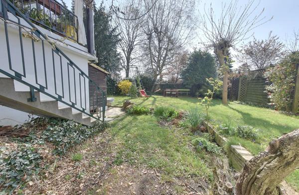 Maison Champigny Sur Marne 10 pièce(s) 215 m2