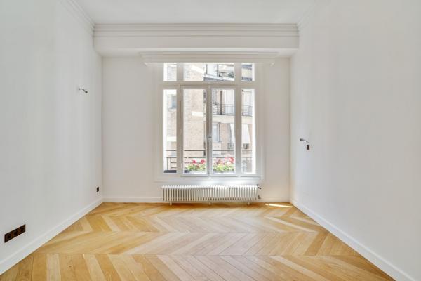 Vente Appartement de luxe Paris 7 8 Pièces 328 m²